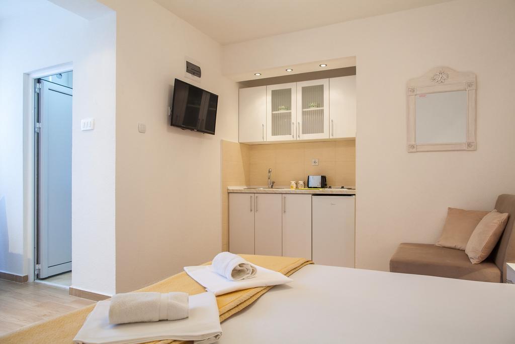 Apartments & Rooms Jelka كوتور المظهر الخارجي الصورة